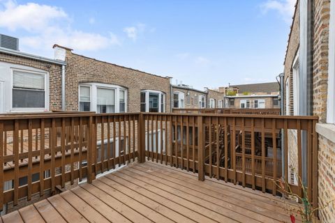 Tiny photo for 1437 W GREENLEAF Avenue #3N, Chicago, IL 60626 (MLS # 12640155)