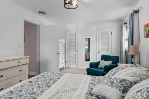 Tiny photo for 909 S Main Street, Wheaton, IL 60189 (MLS # 12519419)