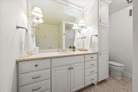 Tiny photo for 1630 Sheridan Road #4A, Wilmette, IL 60091 (MLS # 12656079)