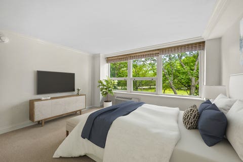 Tiny photo for 1630 Sheridan Road #4A, Wilmette, IL 60091 (MLS # 12656079)