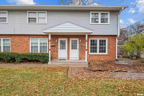 Photo of 4315 26TH Avenue, Moline, IL 61265 (MLS # QC4269522)