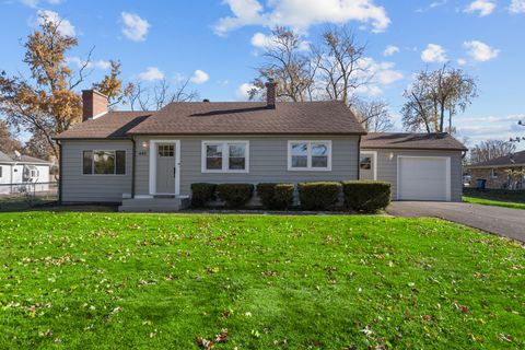 Photo of 449 S Addison Street, Bensenville, IL 60106 (MLS # 12517035)