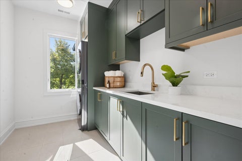 Tiny photo for 701 Lincoln Avenue W, Highland Park, IL 60035 (MLS # 12771440)