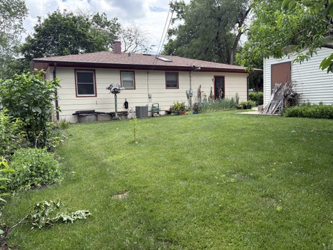 Tiny photo for 1760 Poplar Avenue, Hanover Park, IL 60133 (MLS # 12679297)