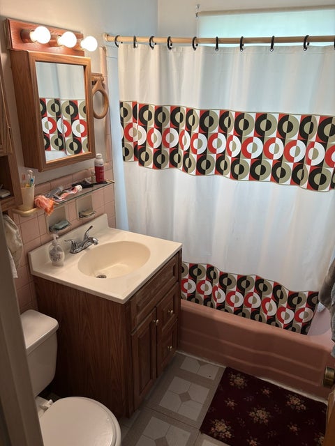 Tiny photo for 1760 Poplar Avenue, Hanover Park, IL 60133 (MLS # 12679297)