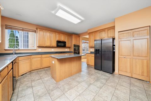 Tiny photo for 14603 Colonial Parkway, Plainfield, IL 60544 (MLS # 12535218)