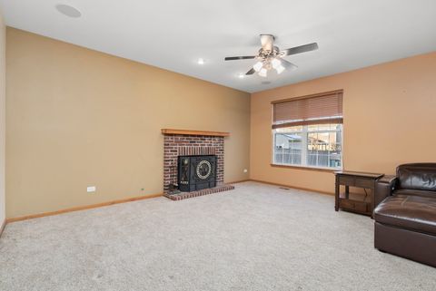 Tiny photo for 14603 Colonial Parkway, Plainfield, IL 60544 (MLS # 12535218)