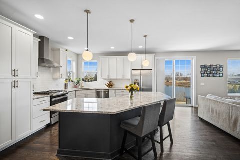 Tiny photo for 142 Roman Lane, Hawthorn Woods, IL 60047 (MLS # 12569585)