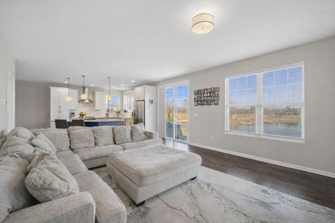 Tiny photo for 142 Roman Lane, Hawthorn Woods, IL 60047 (MLS # 12569585)