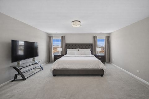 Tiny photo for 142 Roman Lane, Hawthorn Woods, IL 60047 (MLS # 12569585)