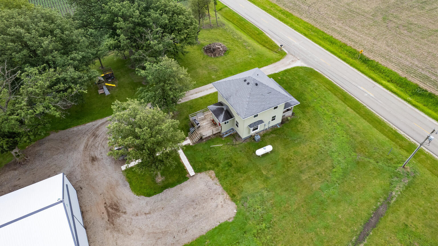 884 E 1200n Road