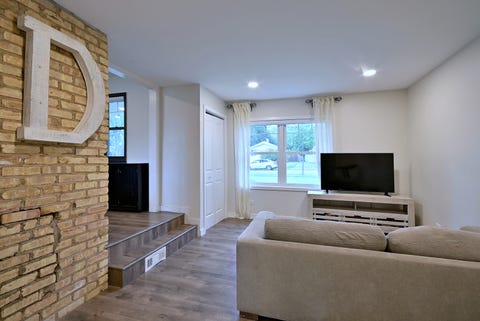 Tiny photo for 511 Everett Avenue, Crystal Lake, IL 60014 (MLS # 12683560)