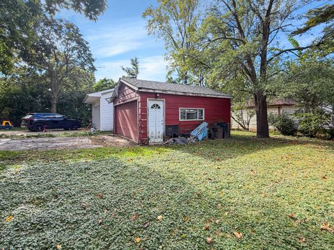 Tiny photo for 2008 Newton Avenue, Park Ridge, IL 60068 (MLS # 12503513)
