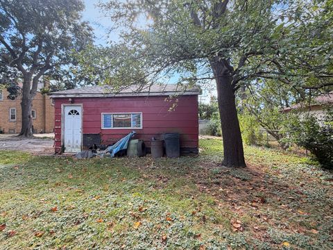 Tiny photo for 2008 Newton Avenue, Park Ridge, IL 60068 (MLS # 12503513)