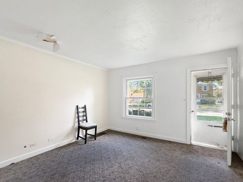 Tiny photo for 2008 Newton Avenue, Park Ridge, IL 60068 (MLS # 12503513)