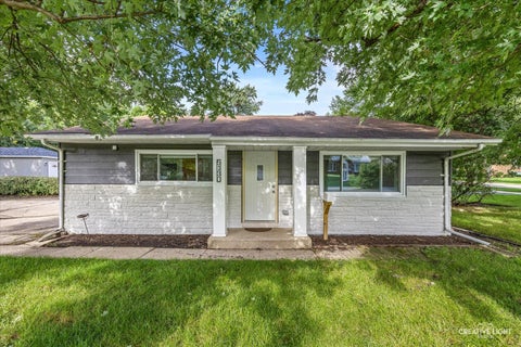 Photo of 5130 Williams Street, Downers Grove, IL 60515 (MLS # 12735814)