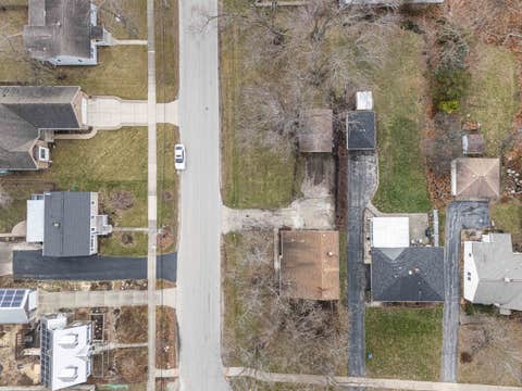 Tiny photo for 5130 Williams Street, Downers Grove, IL 60515 (MLS # 12735814)