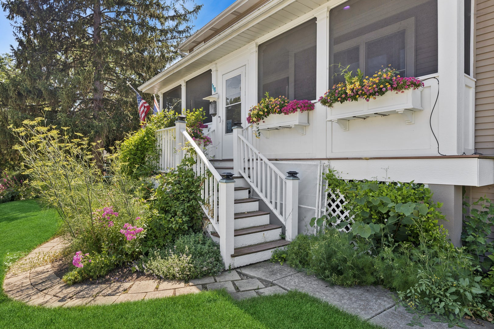 118 Waverly Road