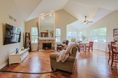 Tiny photo for 809 Canton Drive, Oswego, IL 60543 (MLS # 12485248)
