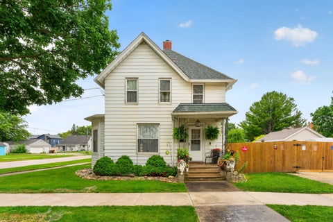 Photo of 404 N Main Street, Belvidere, IL 61008 (MLS # 12690645)
