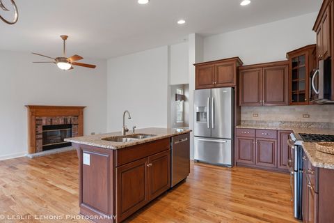 Tiny photo for 1940 Baldwin Way, Bolingbrook, IL 60490 (MLS # 12584424)