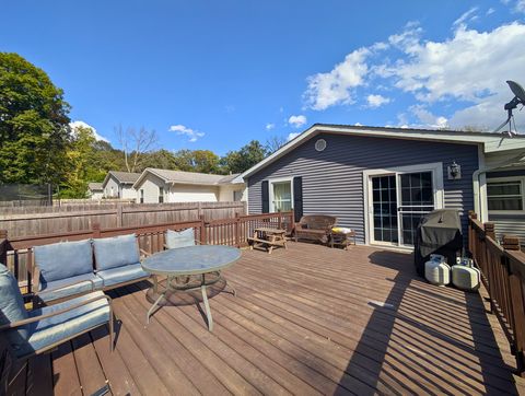 Tiny photo for 1811 Poplar Street, Ottawa, IL 61350 (MLS # 12486490)