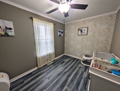 Tiny photo for 1811 Poplar Street, Ottawa, IL 61350 (MLS # 12486490)