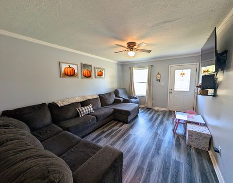 Tiny photo for 1811 Poplar Street, Ottawa, IL 61350 (MLS # 12486490)