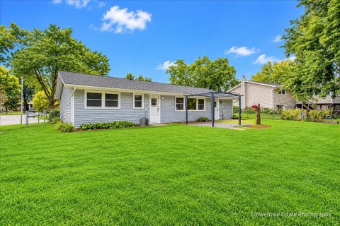 Tiny photo for 319 Kemah Lane, Schaumburg, IL 60193 (MLS # 12758081)