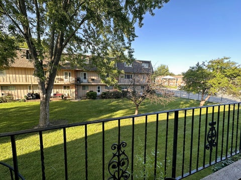 Tiny photo for 2310 Algonquin Road #6, Rolling Meadows, IL 60008 (MLS # 12768325)
