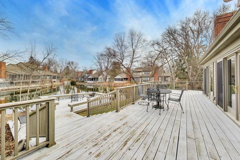 Tiny photo for 12 Warrington Drive, Lake Bluff, IL 60044 (MLS # 12606052)