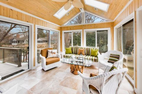 Tiny photo for 12 Warrington Drive, Lake Bluff, IL 60044 (MLS # 12606052)