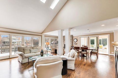 Tiny photo for 12 Warrington Drive, Lake Bluff, IL 60044 (MLS # 12606052)