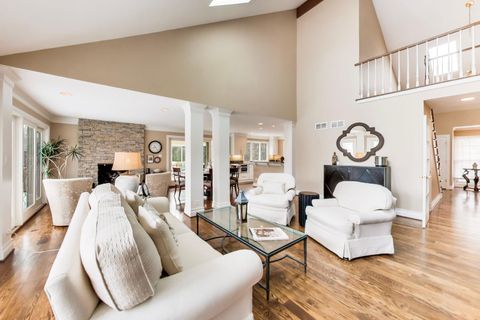 Tiny photo for 12 Warrington Drive, Lake Bluff, IL 60044 (MLS # 12606052)