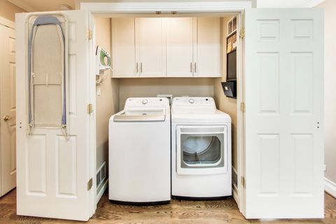 Tiny photo for 12 Warrington Drive, Lake Bluff, IL 60044 (MLS # 12606052)