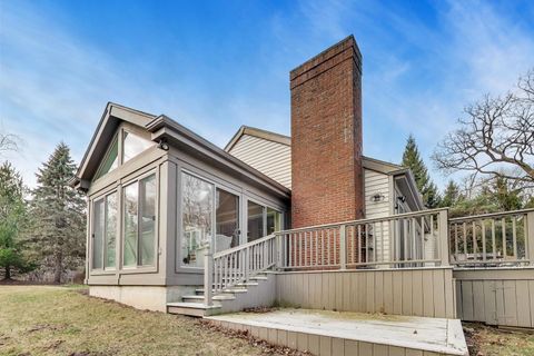 Tiny photo for 12 Warrington Drive, Lake Bluff, IL 60044 (MLS # 12606052)