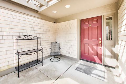 Tiny photo for 12 Warrington Drive, Lake Bluff, IL 60044 (MLS # 12606052)