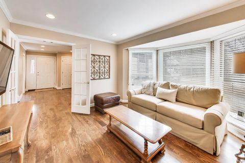 Tiny photo for 12 Warrington Drive, Lake Bluff, IL 60044 (MLS # 12606052)