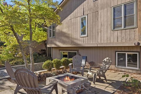 Tiny photo for 6551 Shagbark Court, Lisle, IL 60532 (MLS # 12513311)