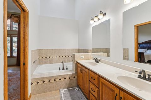 Tiny photo for 8624 Kendall Lane, Orland Park, IL 60462 (MLS # 12489096)
