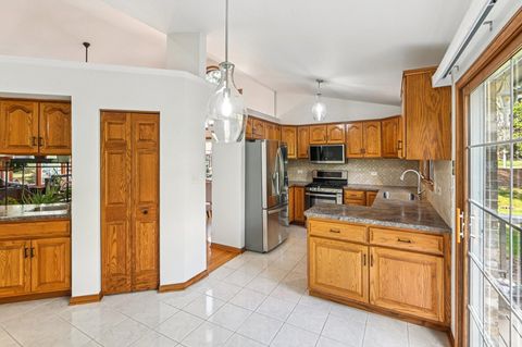 Tiny photo for 8624 Kendall Lane, Orland Park, IL 60462 (MLS # 12489096)