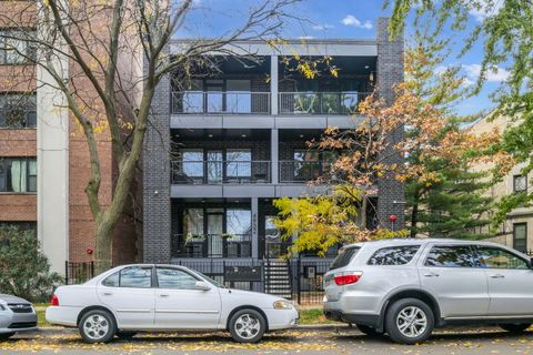 Photo of 4932 N Kenmore Avenue #1W, Chicago, IL 60640 (MLS # 12511591)