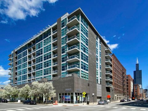 225 S SANGAMON Street 606 Chicago IL 60607