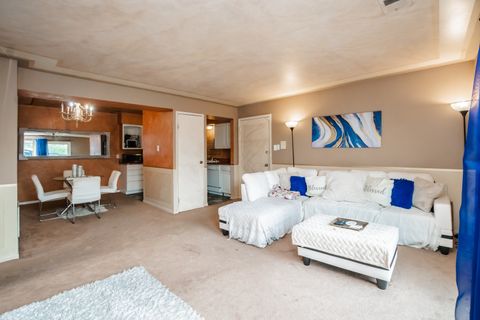 Tiny photo for 4917 W 109th Street #301, Oak Lawn, IL 60453 (MLS # 12653093)