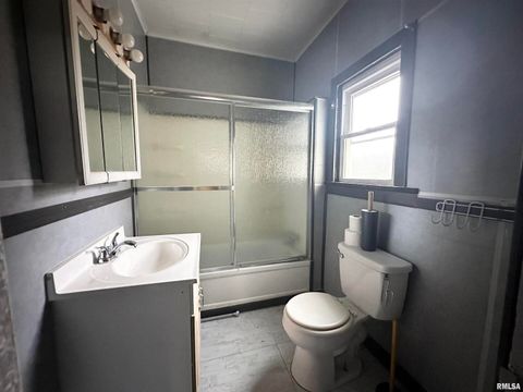 Tiny photo for 103 E 11TH Street, Belle Rive, IL 62810 (MLS # EB460572)