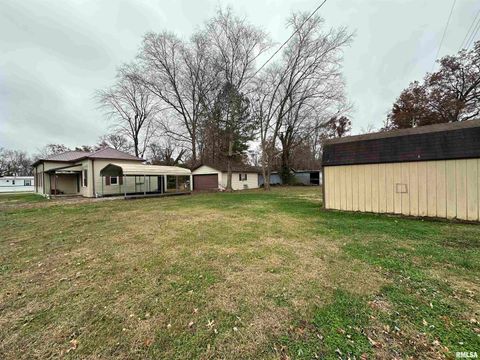 Tiny photo for 103 E 11TH Street, Belle Rive, IL 62810 (MLS # EB460572)