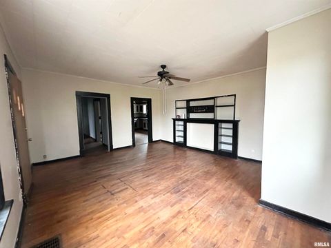 Tiny photo for 103 E 11TH Street, Belle Rive, IL 62810 (MLS # EB460572)