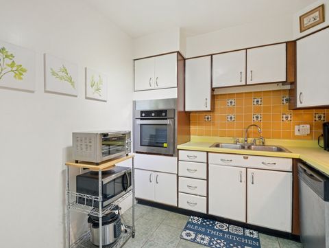 Tiny photo for 5901 N Sheridan Road #9C, Chicago, IL 60660 (MLS # 12547306)