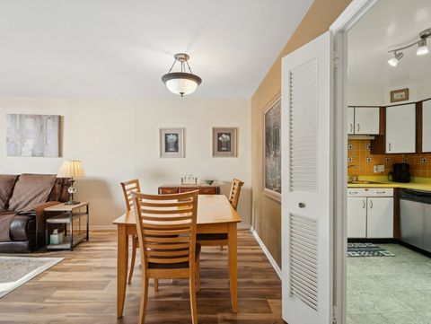 Tiny photo for 5901 N Sheridan Road #9C, Chicago, IL 60660 (MLS # 12547306)