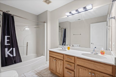 Tiny photo for 18615 Emily Court, Hazel Crest, IL 60429 (MLS # 12717007)
